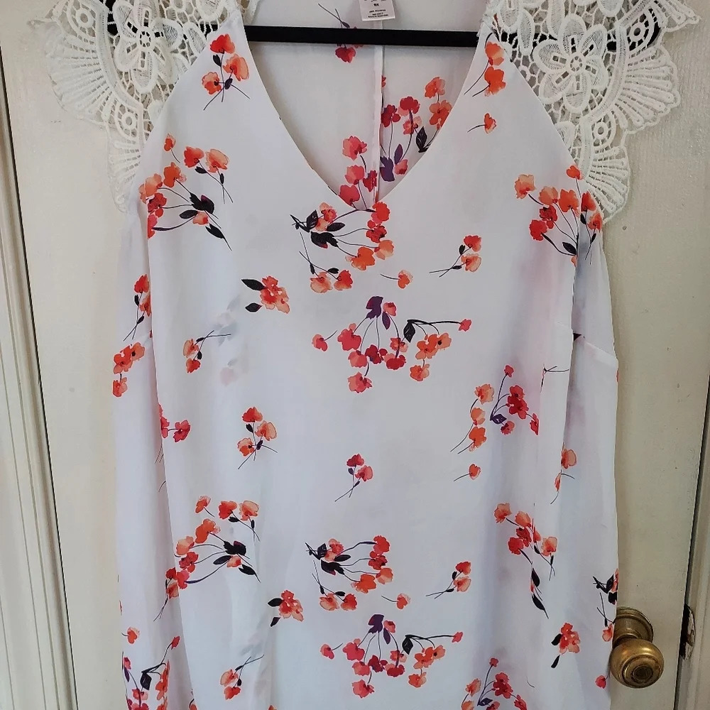 City Streets Floral Top 0X